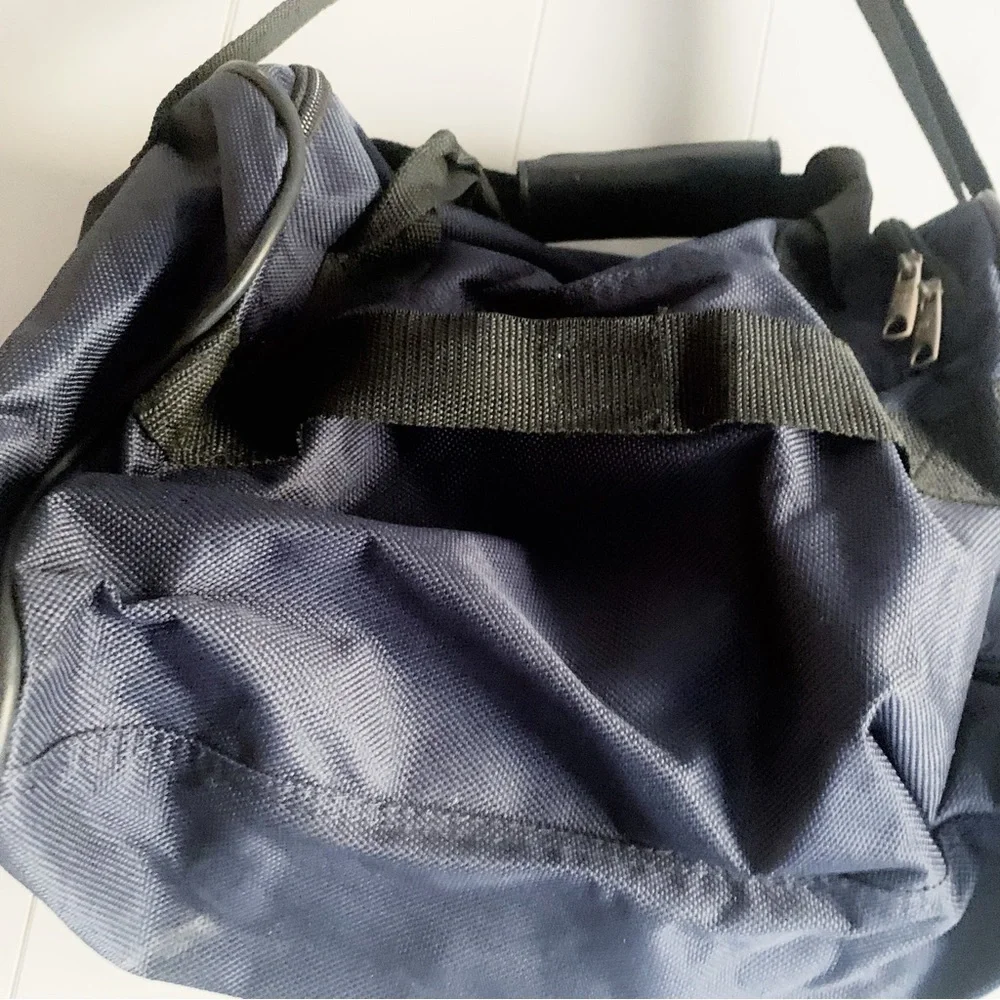 AMERICAN TOURISTER 2pc Overnight Travel Shoulder Bag Carry On w Toiletry Bag